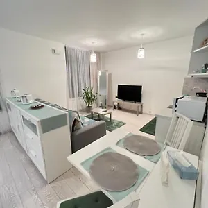 Free Parking In Garage Karolina Plazza, New Cosy With Need Apartament